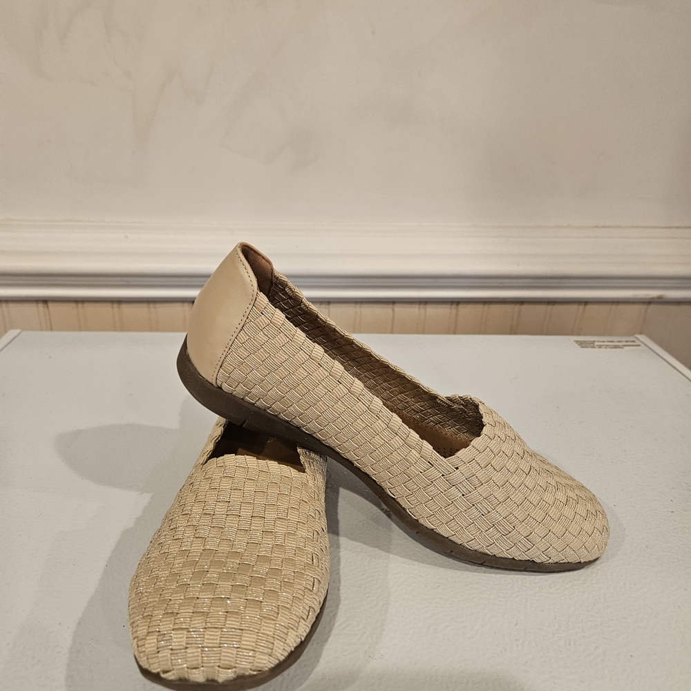 Comfortview Cream Woven Loafers